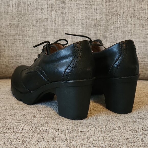 Black Lace Up Mary Jane Low Heel Ankle Booties NWOT - Picture 3 of 4